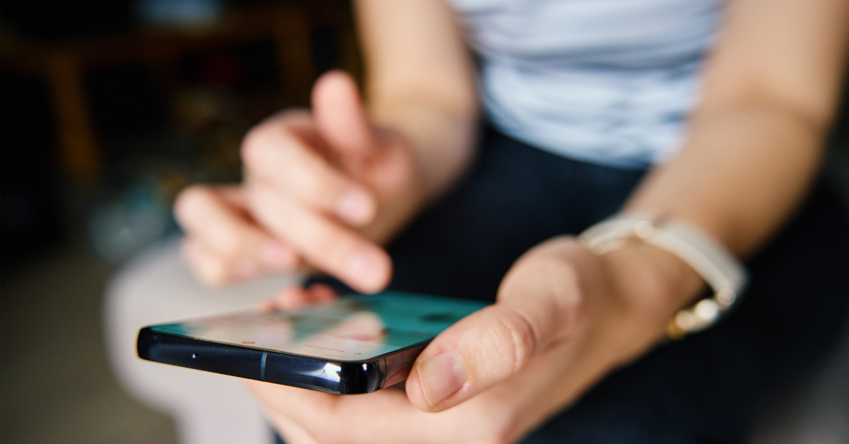 Unfollow the Fuckers: Why Detoxing Your Social Media Is Self-Respect